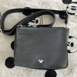 ✨ Last call ✨ Disney pin Flare Crossbody Bag